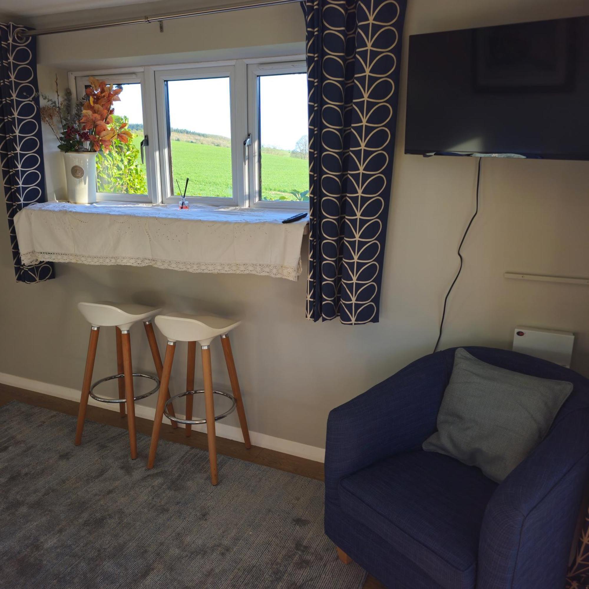 Grandwood House Lodges 치체스터 외부 사진